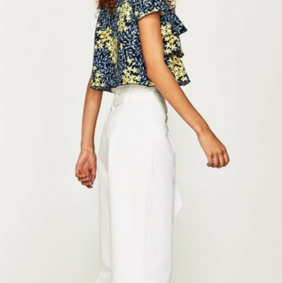 Zara Ruffled Crop Top - Picture 2 of 5